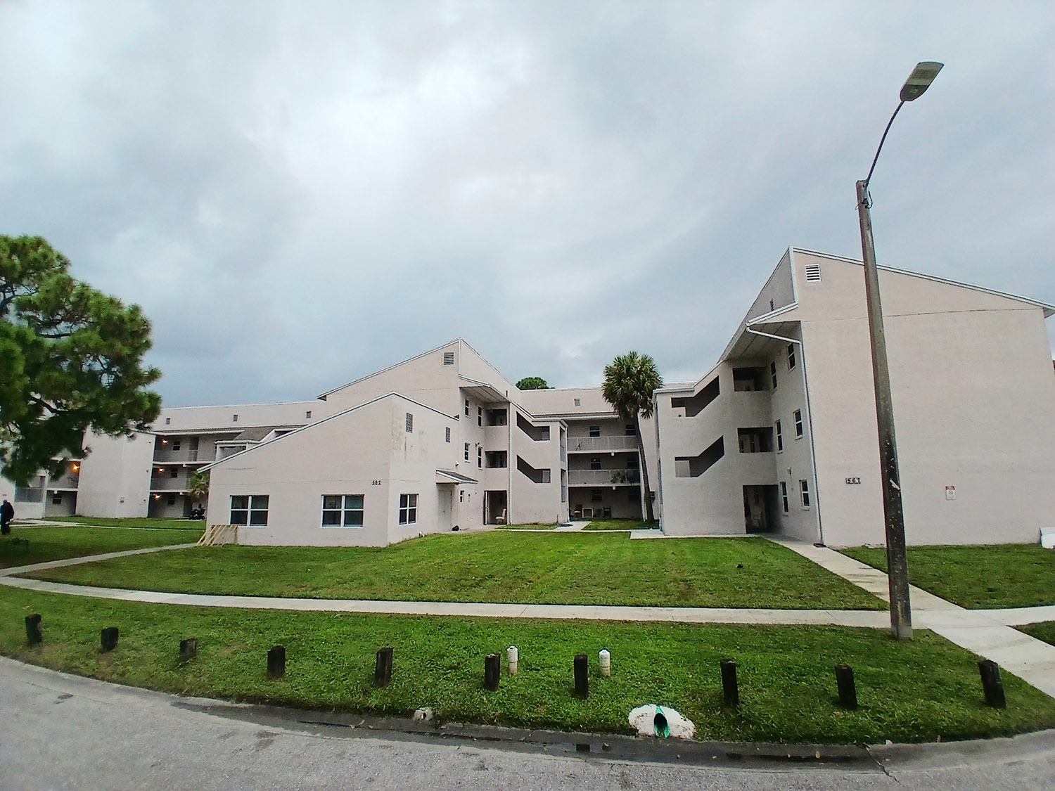 Dyson Circle Apartments